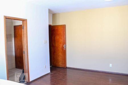 Sala de apartamento para alugar com 3 quartos, 98m² em Grajaú, Belo Horizonte