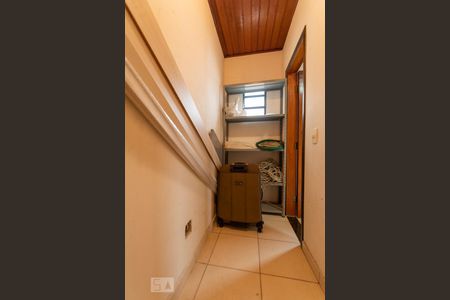 Casa à venda com 242m², 3 quartos e 5 vagas Casa à venda com 242m², 3 quartos e 5 vagasdeposito