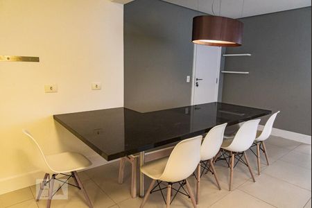 Mesa/cadeiras de apartamento à venda com 2 quartos, 70m² em Vila Mariana, São Paulo