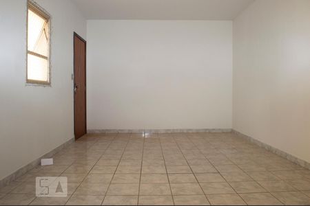 Sala de apartamento para alugar com 3 quartos, 90m² em Santa Mônica, Uberlândia