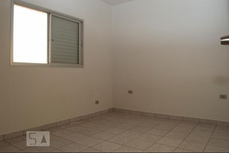 Suíte de apartamento para alugar com 3 quartos, 90m² em Santa Mônica, Uberlândia