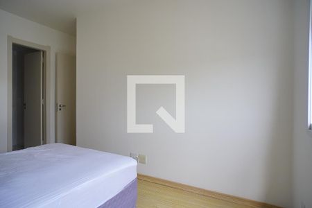 Quarto Suíte de apartamento para alugar com 2 quartos, 75m² em Cristo Redentor, Porto Alegre