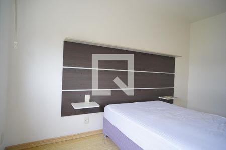 Quarto Suíte de apartamento para alugar com 2 quartos, 75m² em Cristo Redentor, Porto Alegre