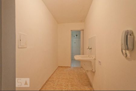 Lavanderia de casa para alugar com 1 quarto, 55m² em Vila Araguaia, São Paulo