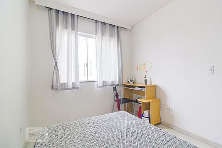 Quarto 1 de apartamento para alugar com 3 quartos, 60m² em Bom Jesus, São José dos Pinhais