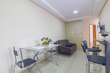 Sala de apartamento para alugar com 3 quartos, 60m² em Bom Jesus, São José dos Pinhais