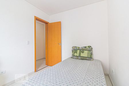 Quarto 1 de apartamento para alugar com 3 quartos, 60m² em Bom Jesus, São José dos Pinhais