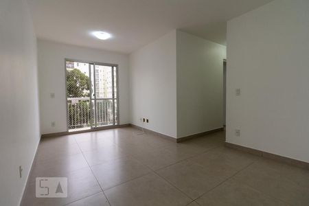 Sala de apartamento para alugar com 3 quartos, 60m² em Jardim das Vertentes, São Paulo