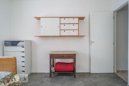 Quarto 1 de casa de condomínio para alugar com 2 quartos, 100m² em Vila Carbone, São Paulo