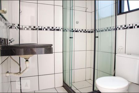 Banheiro de apartamento à venda com 2 quartos, 74m² em Bonsucesso, Rio de Janeiro