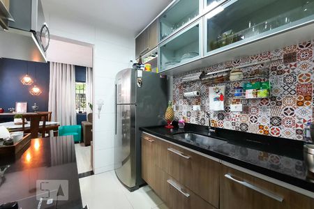 Apartamento à venda com 75m², 2 quartos e 1 vaga Apartamento à venda com 75m², 2 quartos e 1 vagaCozinha