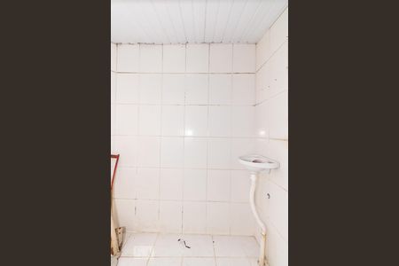 Banheiro de apartamento para alugar com 1 quarto, 30m² em Vila Ede, São Paulo