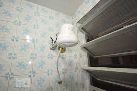 Banheiro Social - Chuveiro  de apartamento à venda com 1 quarto, 25m² em Catete, Rio de Janeiro