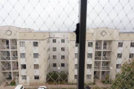 Quarto 1 - vista da janela de apartamento para alugar com 2 quartos, 52m² em Jardim Monte Santo, Cotia