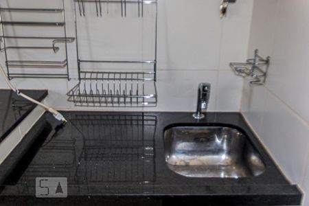 Cozinha de casa para alugar com 1 quarto, 16m² em Indianópolis, São Paulo