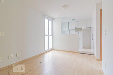 Sala de apartamento para alugar com 2 quartos, 38m² em Colônia Rio Grande, São José dos Pinhais