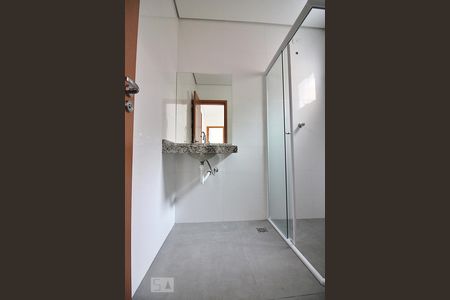 Banheiro de apartamento para alugar com 1 quarto, 43m² em Ferrazópolis, São Bernardo do Campo