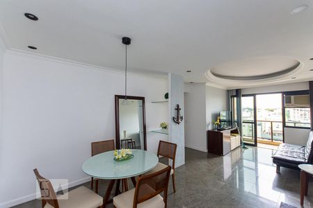 Sala de apartamento para alugar com 2 quartos, 86m² em Ingá, Niterói