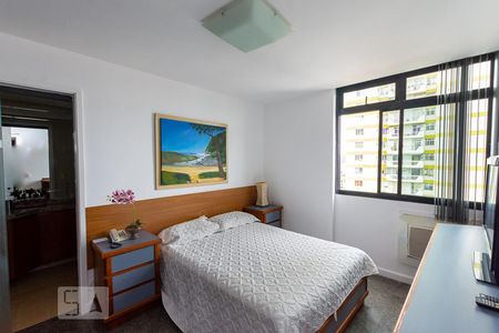 Suite 1 de apartamento para alugar com 2 quartos, 86m² em Ingá, Niterói
