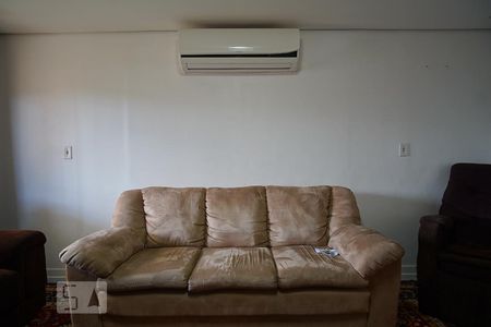 Sala de casa à venda com 4 quartos, 150m² em Estância Velha, Canoas