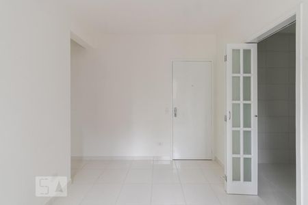 Sala de apartamento para alugar com 1 quarto, 40m² em Indianópolis, São Paulo