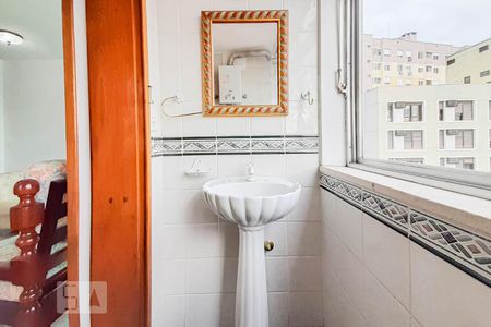 Lavabo de apartamento à venda com 4 quartos, 169m² em Santana, Porto Alegre