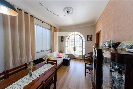 Sala de casa à venda com 5 quartos, 300m² em Caiçaras, Belo Horizonte