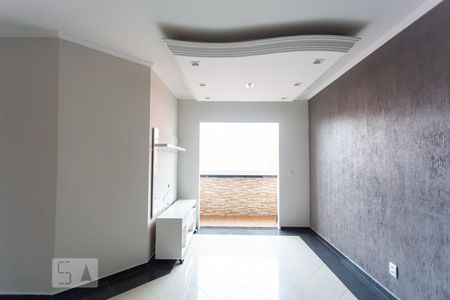 Sala de apartamento para alugar com 3 quartos, 71m² em Piratininga, Osasco
