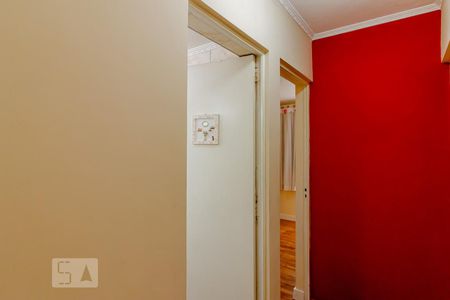 Corredor de apartamento à venda com 2 quartos, 69m² em Jardim da Saúde, São Paulo