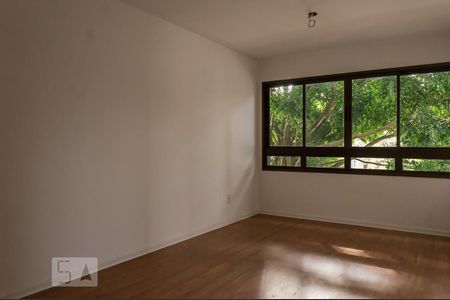 Sala de apartamento à venda com 2 quartos, 62m² em Jardim do Salso, Porto Alegre