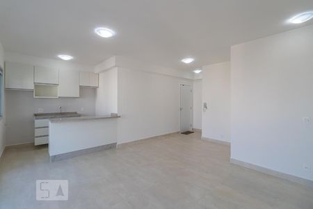 Sala de apartamento para alugar com 2 quartos, 69m² em Alphaville Empresarial, Barueri