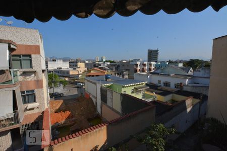 Vista de apartamento à venda com 2 quartos, 60m² em Irajá, Rio de Janeiro