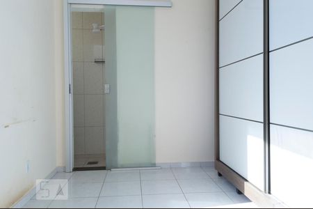 Suíte de apartamento para alugar com 3 quartos, 84m² em Tabajaras, Uberlândia