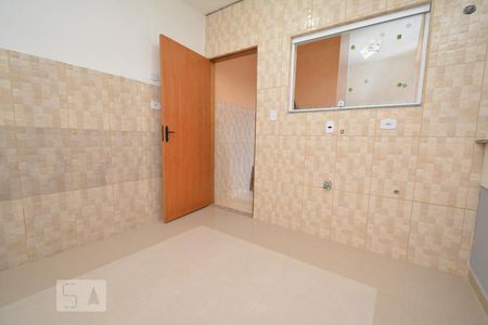 Cozinha de casa para alugar com 1 quarto, 50m² em Parque Continental Ii, Guarulhos