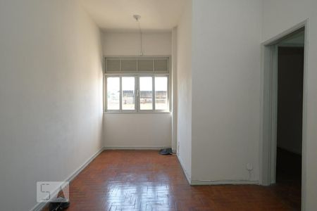 Sala de apartamento para alugar com 2 quartos, 43m² em Vila Isabel, Rio de Janeiro