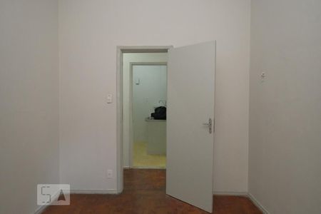 Quarto 1 de apartamento para alugar com 2 quartos, 43m² em Vila Isabel, Rio de Janeiro