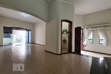 Sala de Estar de casa para alugar com 4 quartos, 377m² em Vila Trujillo, Sorocaba