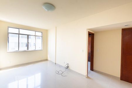 Sala de apartamento para alugar com 2 quartos, 90m² em Icaraí, Niterói