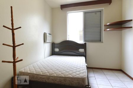 Quarto 1 de apartamento para alugar com 2 quartos, 60m² em Roçado, São José