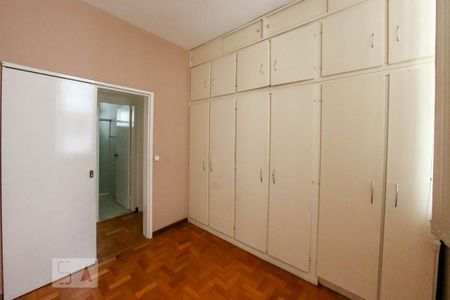 Quarto 1 de apartamento para alugar com 2 quartos, 84m² em Barro Preto, Belo Horizonte