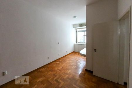 Quarto 2 de apartamento para alugar com 2 quartos, 84m² em Barro Preto, Belo Horizonte