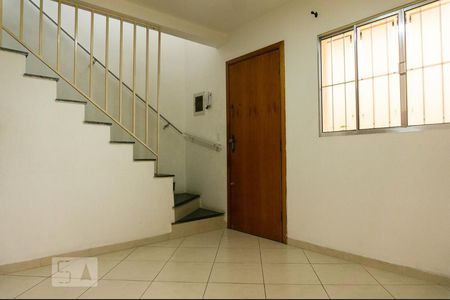 Sala de casa à venda com 2 quartos, 65m² em Chácara Nossa Senhora Aparecida, São Paulo