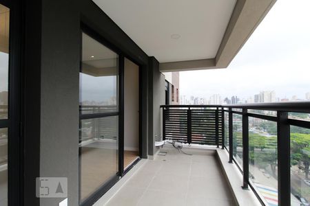 Varanda  de apartamento para alugar com 2 quartos, 54m² em Indianópolis, São Paulo