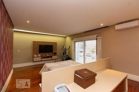 Casa à venda com 400m², 3 quartos e 4 vagas Casa à venda com 400m², 3 quartos e 4 vagasSuite 2