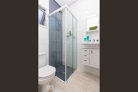 Casa à venda com 400m², 3 quartos e 4 vagas Casa à venda com 400m², 3 quartos e 4 vagasBanheiro suite 3