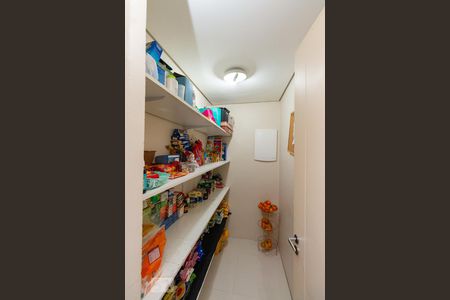 Casa à venda com 400m², 3 quartos e 4 vagas Casa à venda com 400m², 3 quartos e 4 vagasDispensa