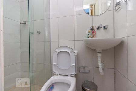 Casa à venda com 400m², 3 quartos e 4 vagas Casa à venda com 400m², 3 quartos e 4 vagasBanheiro