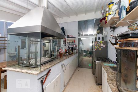 Casa à venda com 400m², 3 quartos e 4 vagas Casa à venda com 400m², 3 quartos e 4 vagasChurrasqueira