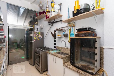 Casa à venda com 400m², 3 quartos e 4 vagas Casa à venda com 400m², 3 quartos e 4 vagasChurrasqueira