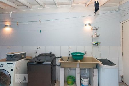 Casa à venda com 400m², 3 quartos e 4 vagas Casa à venda com 400m², 3 quartos e 4 vagasLavanderia